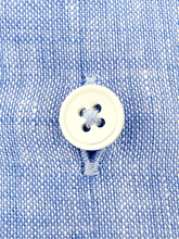 Carica l'immagine nel visualizzatore di Gallery, Camicia Azzurra lino collo Versilia