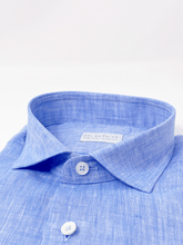 Carica l'immagine nel visualizzatore di Gallery, Camicia Azzurra lino collo Versilia