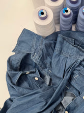 Carica l'immagine nel visualizzatore di Gallery, Camicia AYRTON Denim Mid-Wash 1969