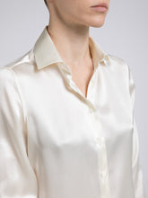 Carica l'immagine nel visualizzatore di Gallery, Camicia Donna Seta Avorio Satin