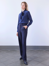 Carica l'immagine nel visualizzatore di Gallery, Camicia Donna Evelyne Seta Blu