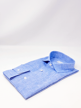 Carica l&#39;immagine nel visualizzatore di Gallery, Camicia Azzurra lino collo Versilia

