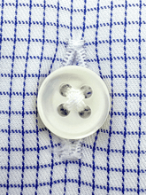 Carica l&#39;immagine nel visualizzatore di Gallery, Camicia Quadretto Blu Cotone Collo San Vigilio
