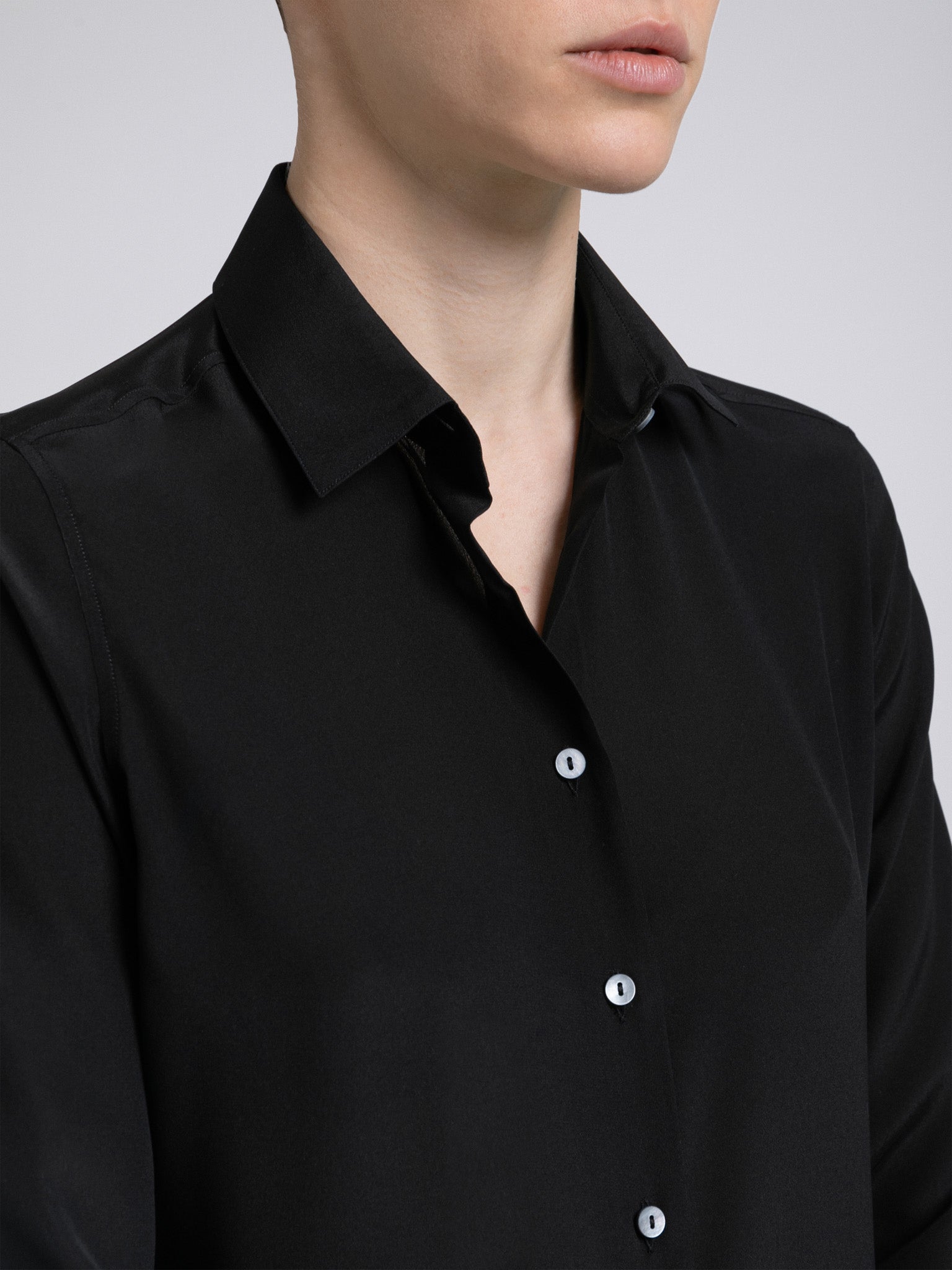 Camicia in seta nera hotsell